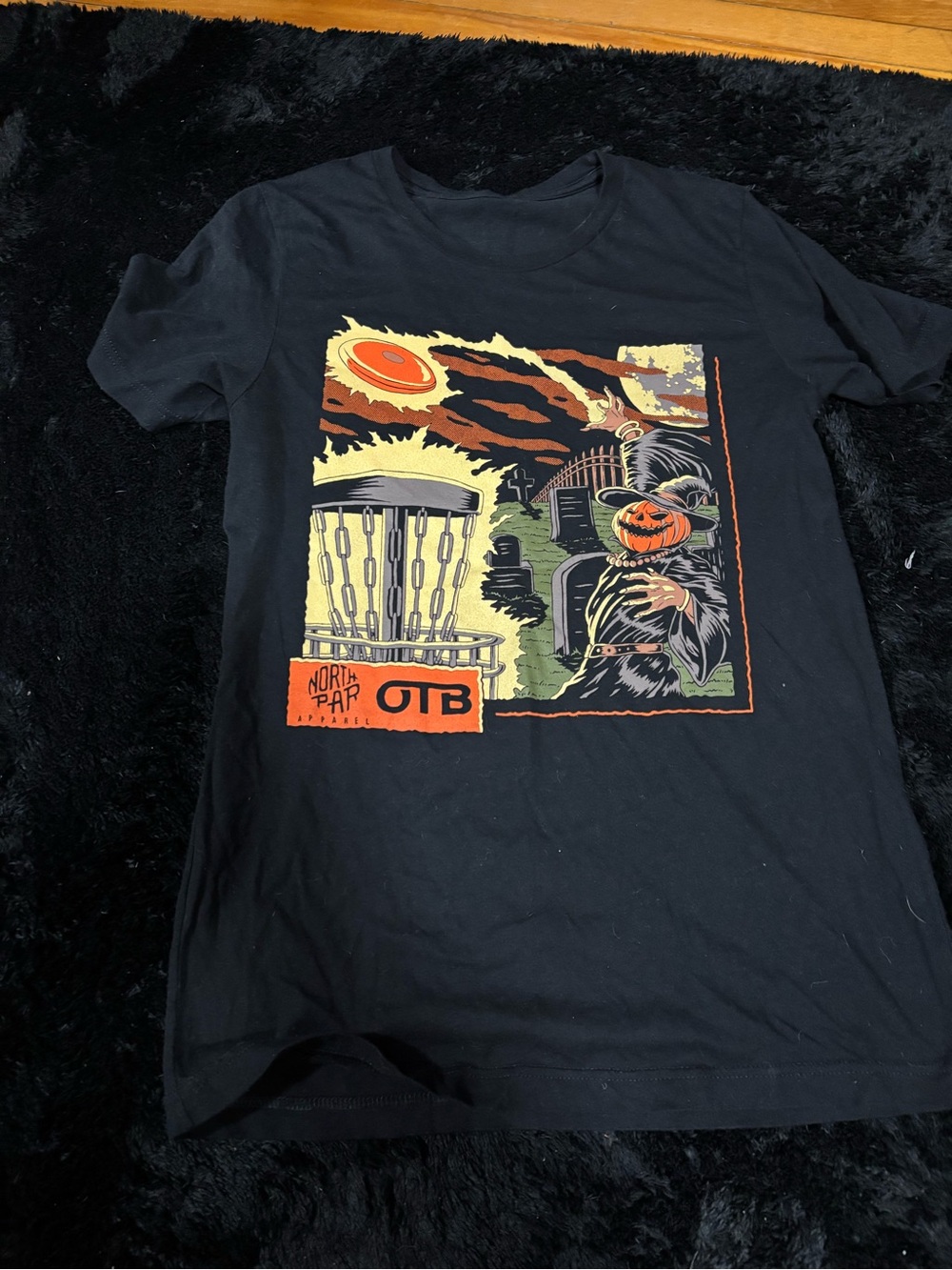Black Graphic Disc Golf Halloween Tee